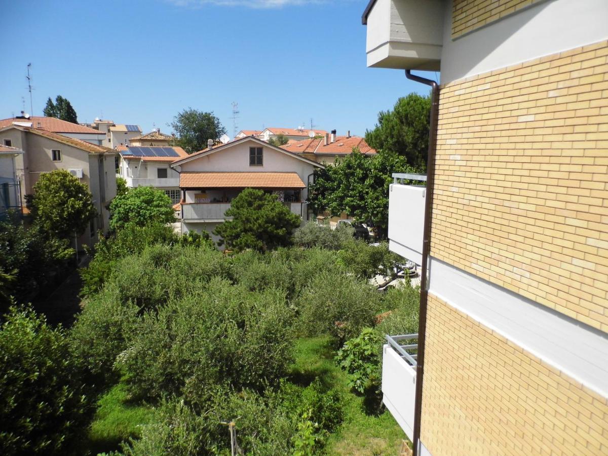 Bed and Breakfast A Casa Di Nelly Tortoreto Exterior foto